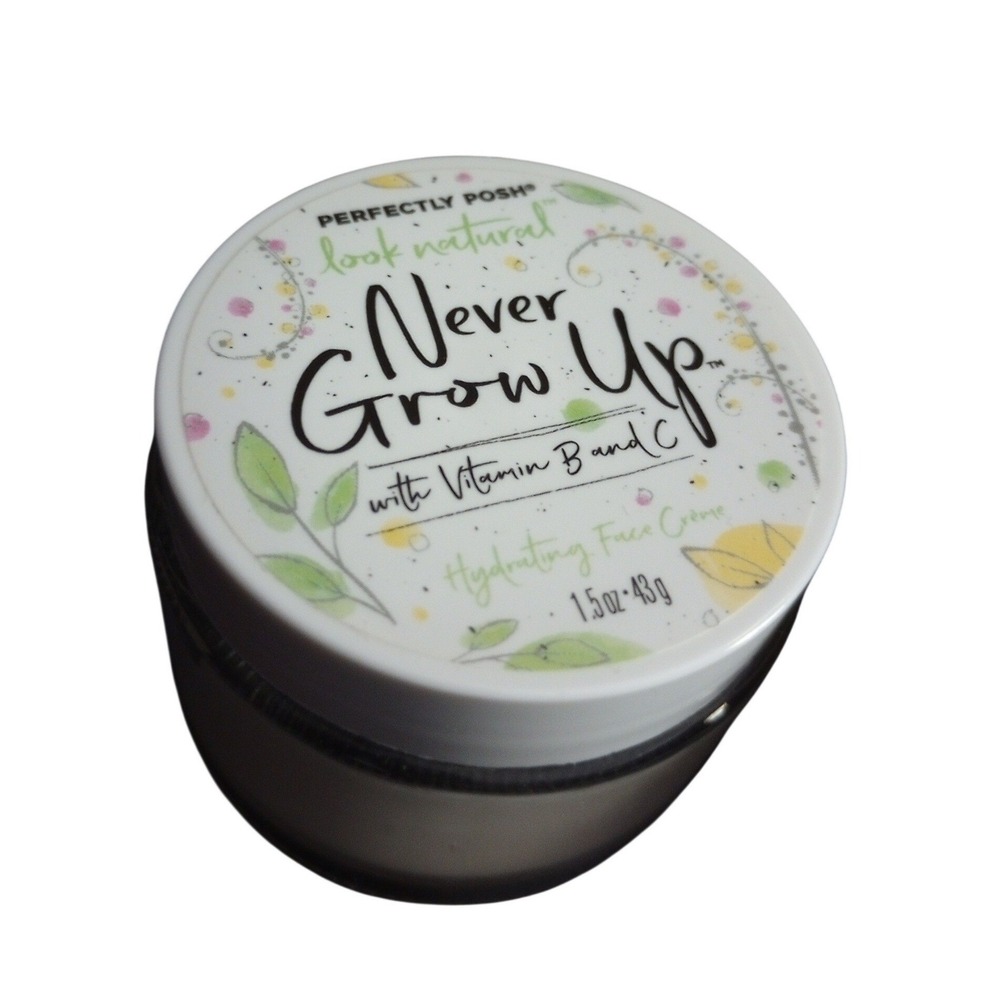 OPEN BOX Perfectly Posh Never Grow Up Hydrating Face Creme Vitamin B & C 1.5 oz - Picture 2 of 4
